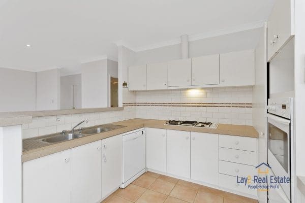 12C Anzac Street Bayswater WA 6053 Modern 3 Bed Home Spacious Inside and Out! - Image 5