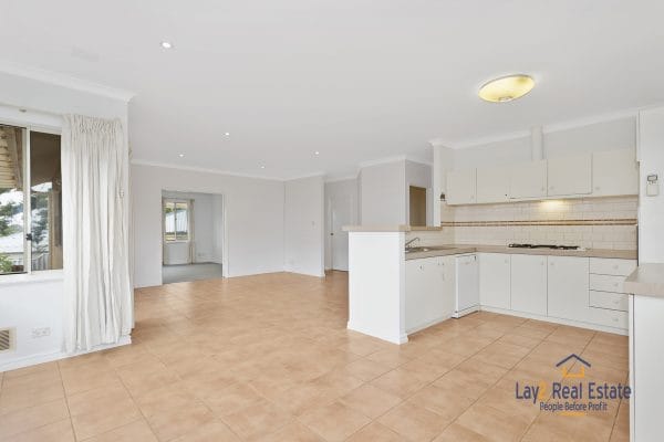 12C Anzac Street Bayswater WA 6053 Modern 3 Bed Home Spacious Inside and Out! - Image 4