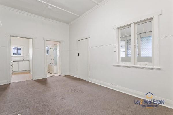 31 Avenell Road Bayswater WA 6053 Brick Character Cottage! - Image 10