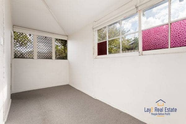 31 Avenell Road Bayswater WA 6053 Brick Character Cottage! - Image 7