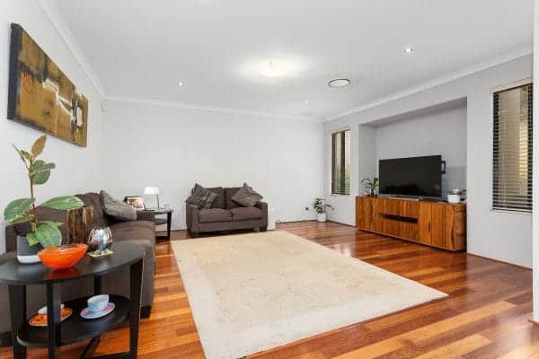 1B Aughton Street Bayswater. Modern 4 x 2 Two Storey. Main Bedroom & Ensuite downstairs - Image 7