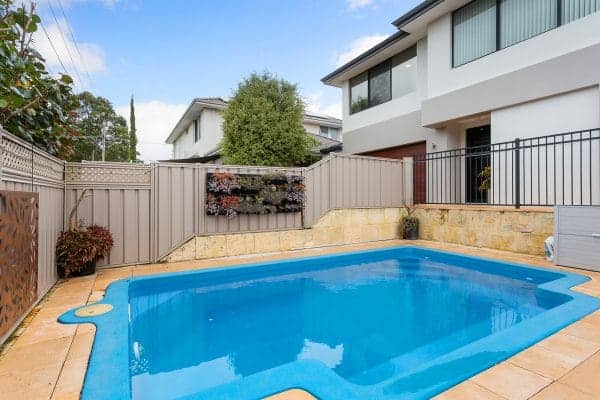 1B Aughton Street Bayswater. Modern 4 x 2 Two Storey. Main Bedroom & Ensuite downstairs - Image 3