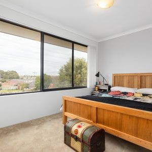 1B Aughton Street Bayswater. Modern 4 x 2 Two Storey. Main Bedroom & Ensuite downstairs - Image 14