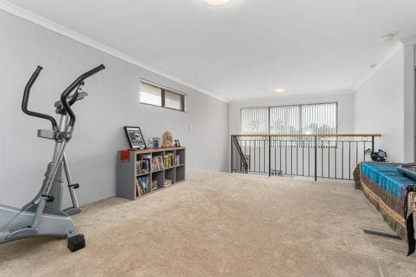 1B Aughton Street Bayswater. Modern 4 x 2 Two Storey. Main Bedroom & Ensuite downstairs - Image 13