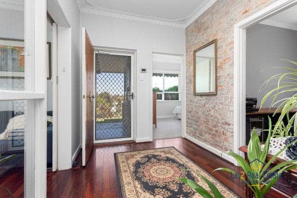 53 Slade Street, Bayswater.  BIG Block, Brick Home, Bayswater Village Location. - Image 5