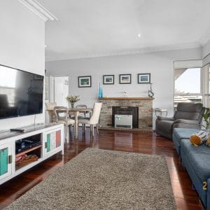 53 Slade Street, Bayswater.  BIG Block, Brick Home, Bayswater Village Location. - Image 7
