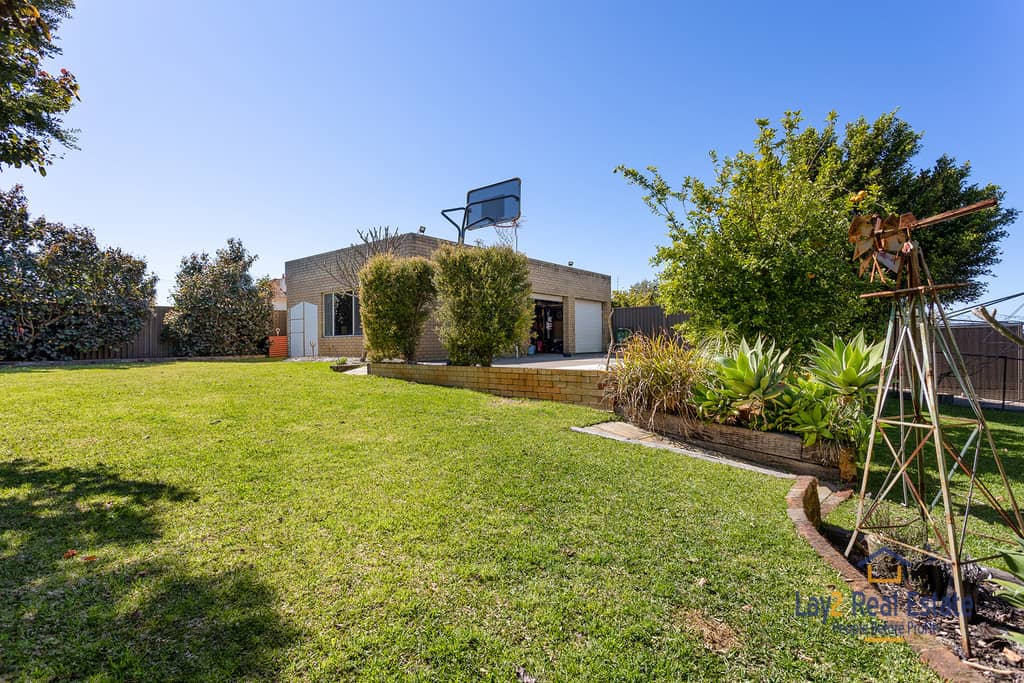 53 Slade Street, Bayswater. BIG Block, Brick Home, Bayswater Village Location. - Image 23