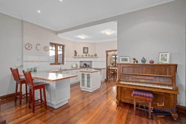 106 Stone Street Bayswater WA 6053 Under Offer Character Homes in Demand! - Image 6
