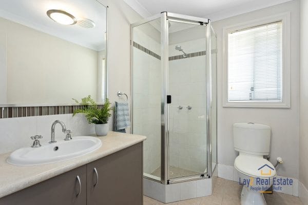 2/29 Beechboro Road South Bayswater WA 6053 3 Bed 2 Bath Townhouse Bayswater Village Location - Image 13