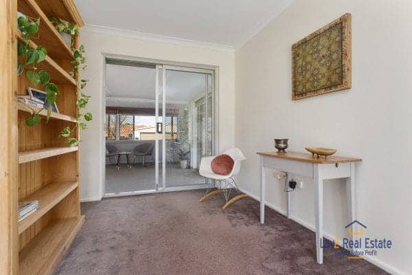 36 Rugby Street Bassendean WA 6054 Fabulous 4 Bed Family Home on 684sqm Block! - Image 9