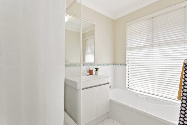 28 Paterson Street Bayswater WA 6053 Family Size Home, Walk to Chisholm. - Image 22