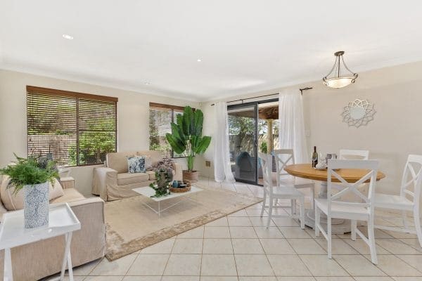 28 Paterson Street Bayswater WA 6053 Family Size Home, Walk to Chisholm. - Image 12