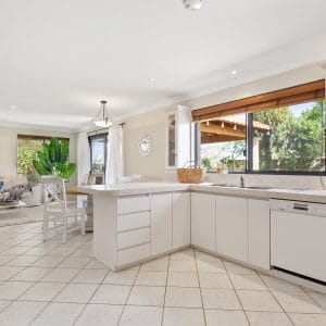 28 Paterson Street Bayswater WA 6053 Family Size Home, Walk to Chisholm. - Image 6