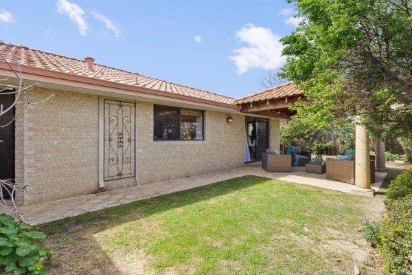 28 Paterson Street Bayswater WA 6053 Family Size Home, Walk to Chisholm. - Image 28