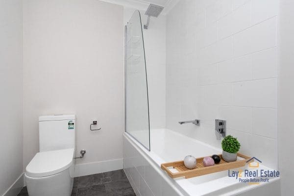26 Babington Crescent Bayswater WA 6053 - Light, Bright, Renovated 3 x 2 on Easy Care Block - Image 14