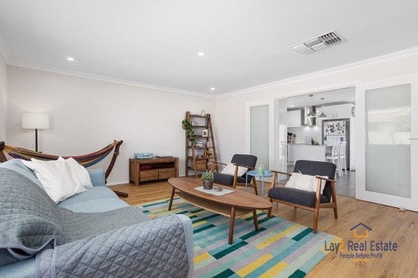 26 Babington Crescent Bayswater WA 6053 - Light, Bright, Renovated 3 x 2 on Easy Care Block - Image 3