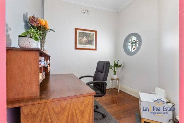 42 Cobden Street Bayswater WA 6053 Character Classic High on the Hill. - Image 8