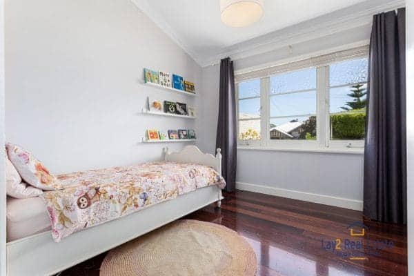 14 Traylen Road Bayswater WA 6053. Lovely Example of 1920's Character - Image 10