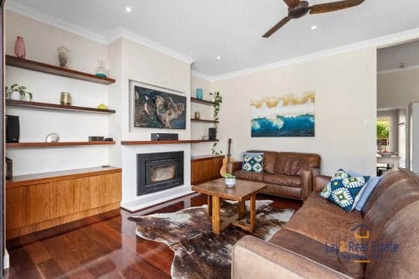 14 Traylen Road Bayswater WA 6053. Lovely Example of 1920's Character - Image 6