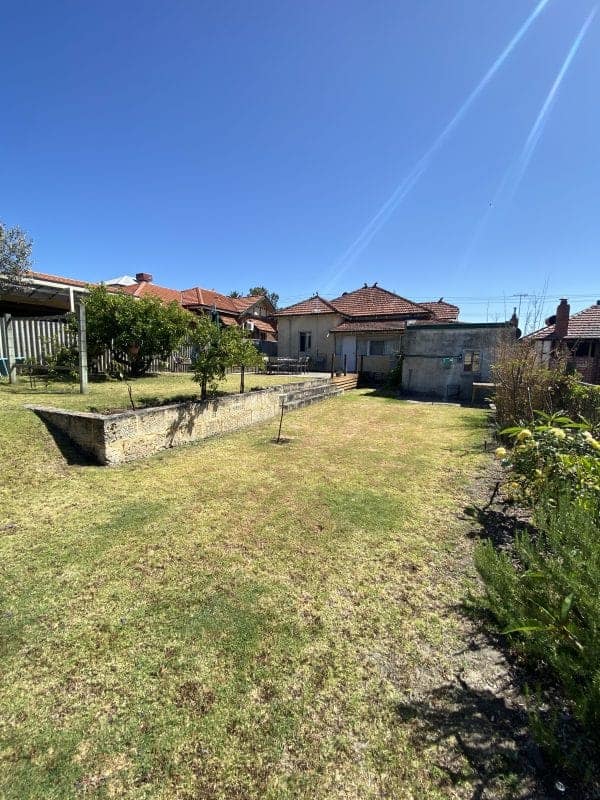 48 Leake Street Bayswater WA 6053 Gold Star Character 5 Star Location! - Image 15