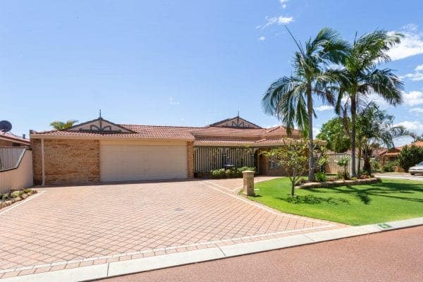 6 Clare Close, Caversham WA 6055 Affordable Family Home for All!