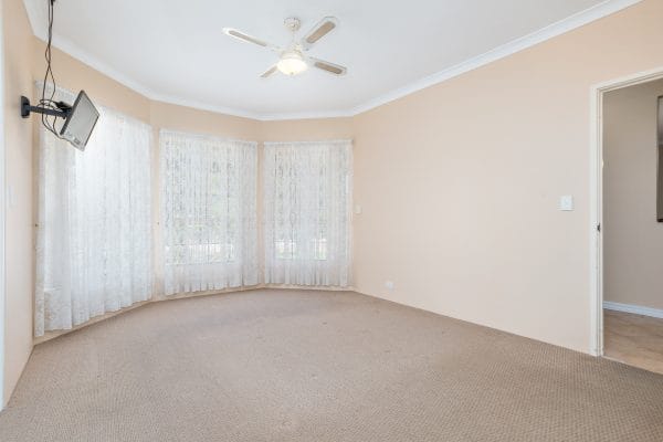 6 Clare Close, Caversham WA 6055 Affordable Family Home for All! - Image 25