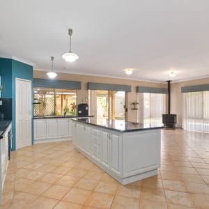6 Clare Close, Caversham WA 6055 Affordable Family Home for All! - Image 13