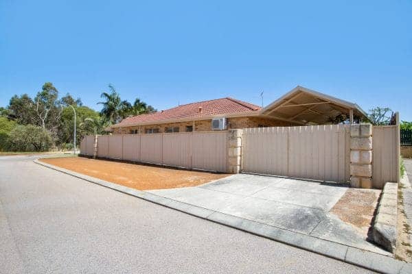6 Clare Close, Caversham WA 6055 Affordable Family Home for All! - Image 7