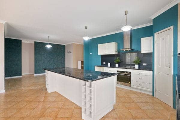 6 Clare Close, Caversham WA 6055 Affordable Family Home for All! - Image 14