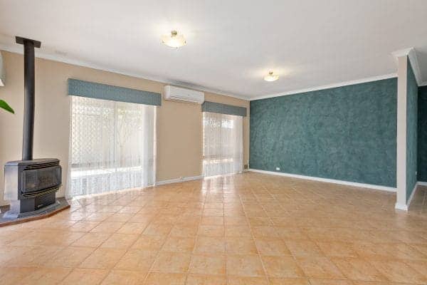 6 Clare Close, Caversham WA 6055 Affordable Family Home for All! - Image 12