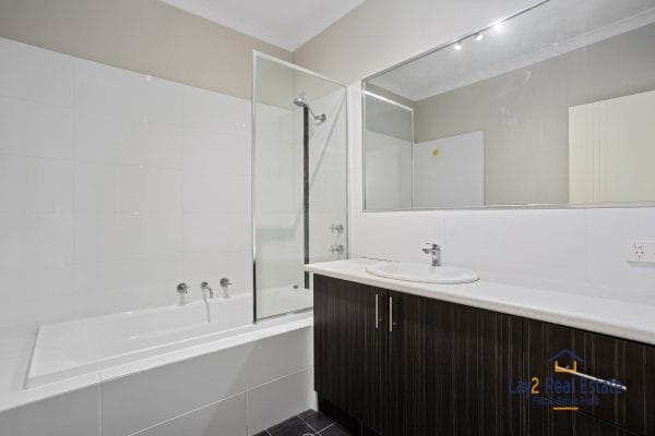 26B Tuckfield Way Nollamarra WA 6061. Three Bedroom Two Bathroom Villa In Super Location! - Image 12