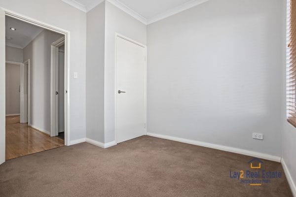 26B Tuckfield Way Nollamarra WA 6061. Three Bedroom Two Bathroom Villa In Super Location! - Image 7