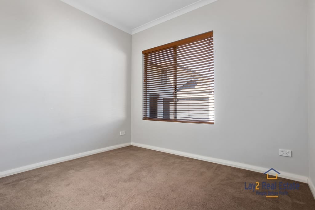26B Tuckfield Way Nollamarra WA 6061. Three Bedroom Two Bathroom Villa In Super Location! - Image 9