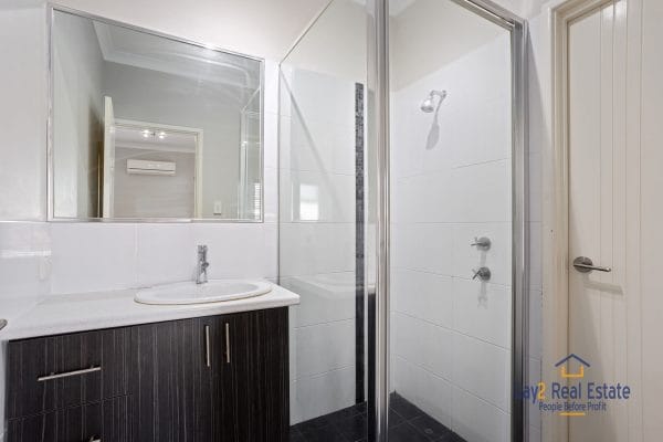 26B Tuckfield Way Nollamarra WA 6061. Three Bedroom Two Bathroom Villa In Super Location! - Image 8