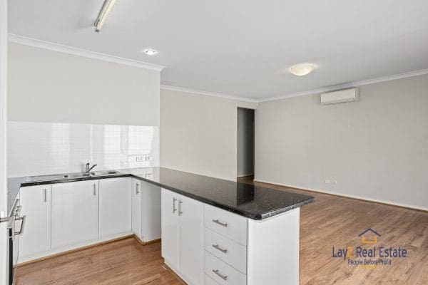 26B Tuckfield Way Nollamarra WA 6061. Three Bedroom Two Bathroom Villa In Super Location! - Image 4