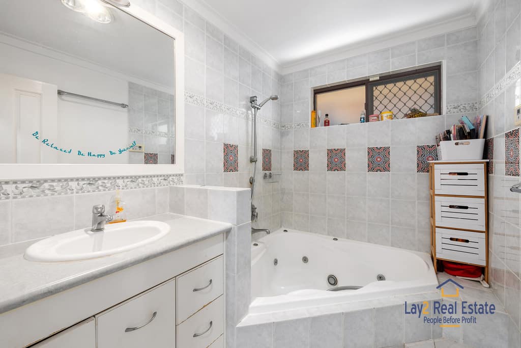 45 Charles Street Maylands WA 6051 1980's 3 Bedroom Starter Home In Super Location! - Image 17