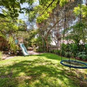 29 Leake Street Bayswater WA 6053. (NOW SOLD by Lay2 Real Estate) Elevated Brick Character Classic Gem! - Image 14