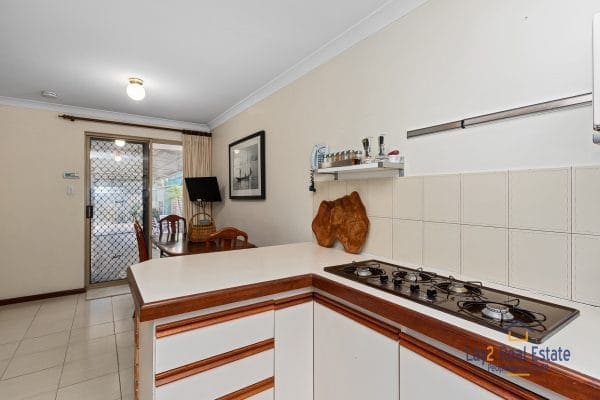2/149 Kenny Street, Bassendean WA 6053 - 3 Bed Villa with Plenty of Space in Small Group! - Image 6