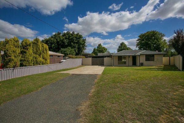 55 Thorley Way Lockridge WA 6054 Affordable Family Living on 685sqm - Image 3