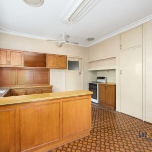 423 Guildford Road Bayswater WA 6053 Renovators Delight With Development Potential! - Image 3
