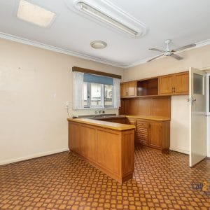 423 Guildford Road Bayswater WA 6053 Renovators Delight With Development Potential! - Image 4