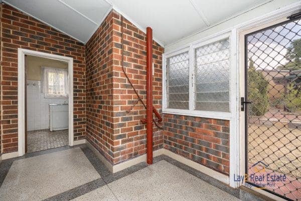 423 Guildford Road Bayswater WA 6053 Renovators Delight With Development Potential! - Image 8