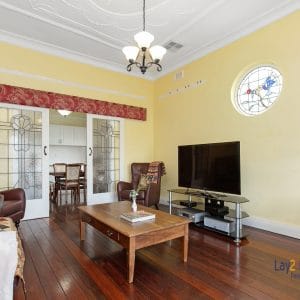 47 Kenilworth Street Bayswater WA 6053  Extended 1930's 4 x 2 Character PLUS Seperate 2 brm cottage all on 1009sqm block. - Image 7