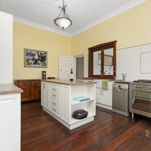 47 Kenilworth Street Bayswater WA 6053  Extended 1930's 4 x 2 Character PLUS Seperate 2 brm cottage all on 1009sqm block. - Image 12
