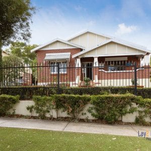 47 Kenilworth Street Bayswater WA 6053  Extended 1930's 4 x 2 Character PLUS Seperate 2 brm cottage all on 1009sqm block.