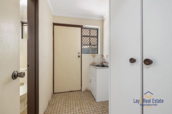 16 Cox Street Bayswater WA 6053. NOW SOLD! Live In, Invest In or Develop this R60 Zoned Property. - Image 17