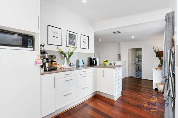 21A Whatley Crescent Bayswater WA 6053 : Amazing Character and Entertaining - Image 4