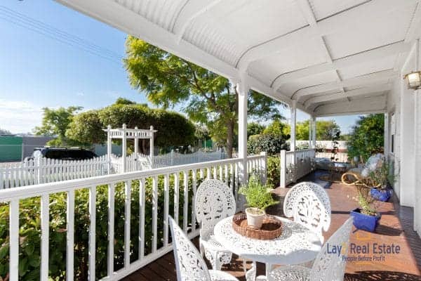 21A Whatley Crescent Bayswater WA 6053 : Amazing Character and Entertaining - Image 2