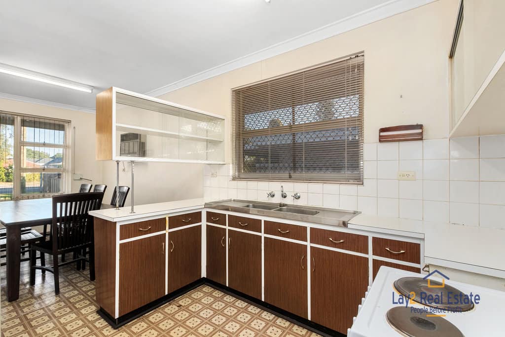 24 Grey Street Bayswater WA 6053 Original 3 Bed Home with Duplex Potential with Corner Position! - Image 8