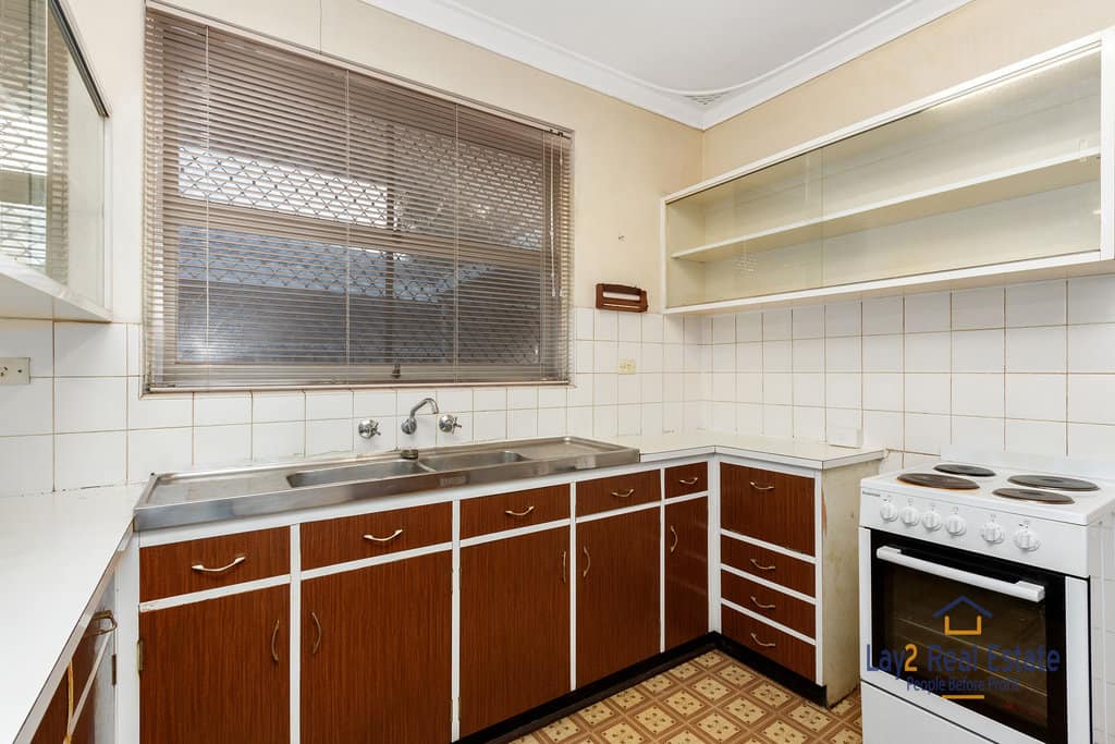 24 Grey Street Bayswater WA 6053 Original 3 Bed Home with Duplex Potential with Corner Position! - Image 9